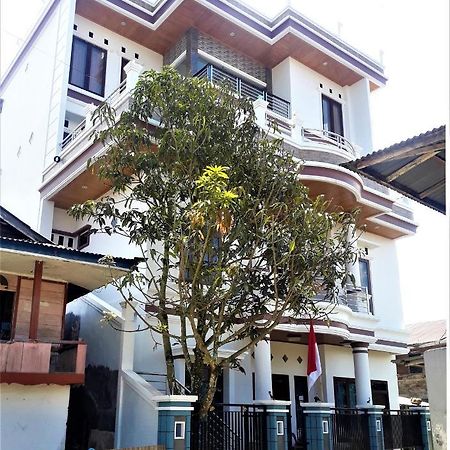Toraja Lodge Guest House Rantepao Exterior foto